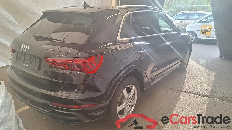 AUDI Q3 35 TDI S tronic S line 5d 110kW #2