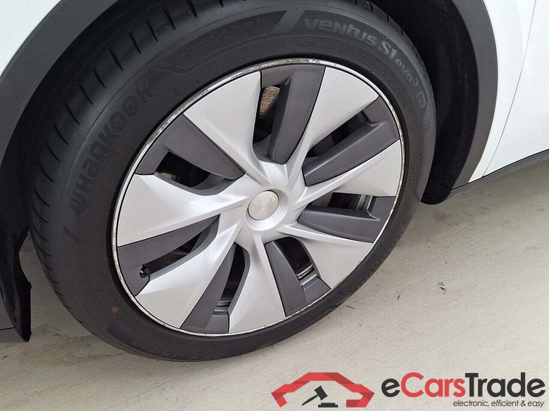 TESLA MODEL Y LONG RANGE DUAL MOTOR #4