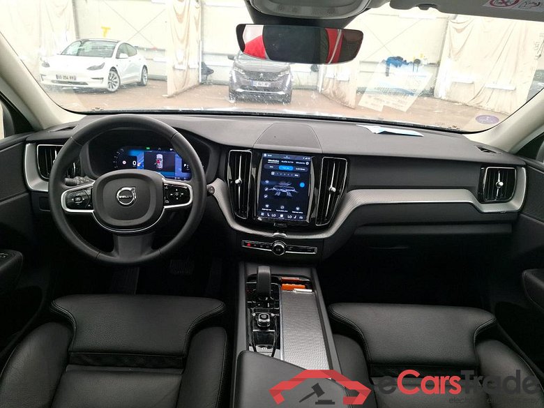 VOLVO XC60 / 2021 / 5P / SUV Recharge T6 350 GT 8 Plus Style Chrome #5