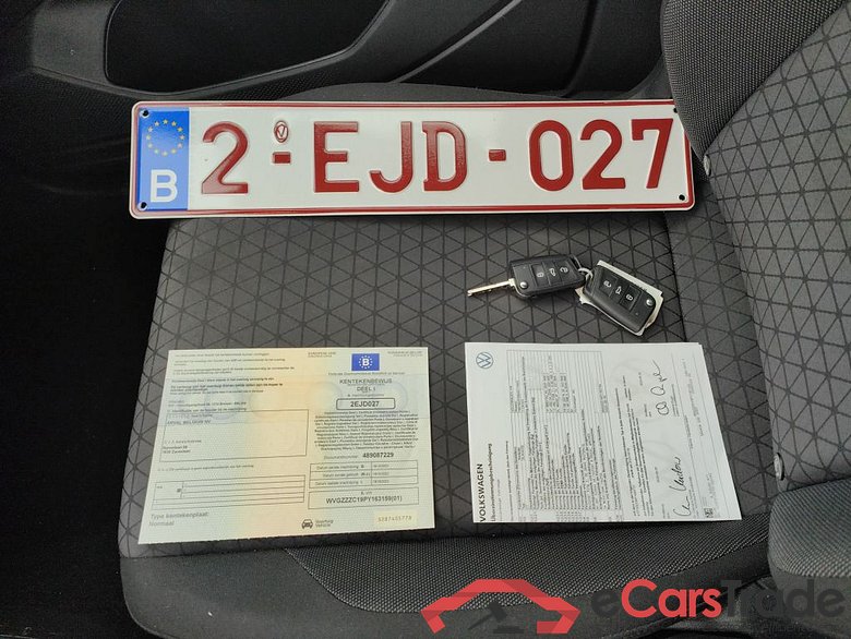 Volkswagen T-Cross 1.0 TSI 70kW Life Business 5d #4