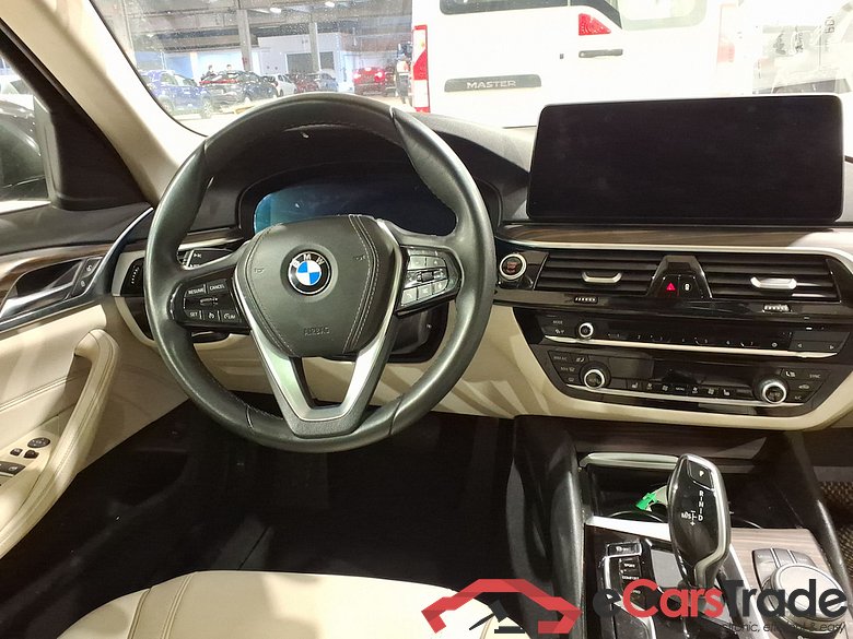 BMW 5 SERIES TOURING 2.0 520D 120KW TOURING AUTO #6