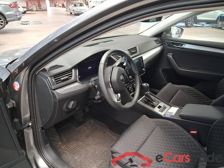 SKODA Superb Combi PHEV 1.4 TSI Ultimate DSG (160 kW) #6