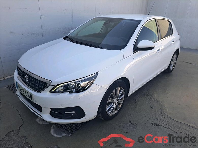 PEUGEOT 308 / 2017 / 5P / berlina con portón 5p Allure PureTech 130 S&S