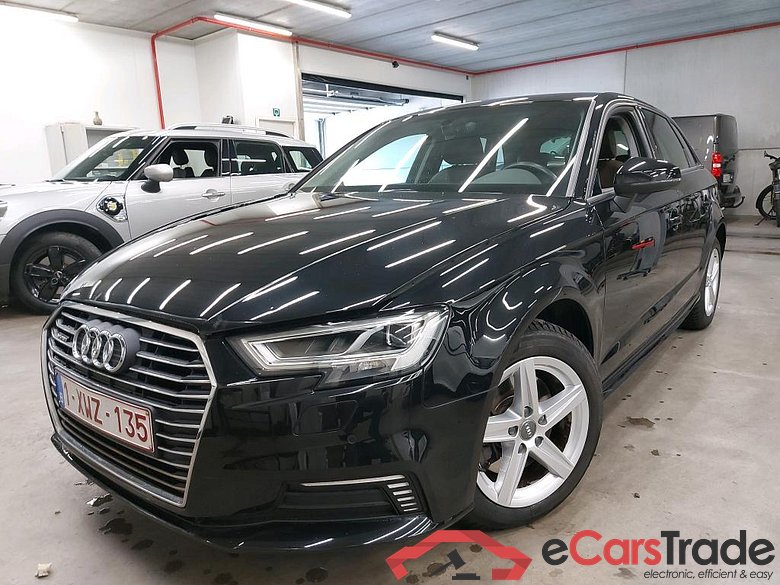 Audi A3 SB 1.4 40 TFSIe Plug-In Hybrid Aut. LED-Matrix Virtual Navi-Pro Leather KeylessGo Camera Klima PDC ...