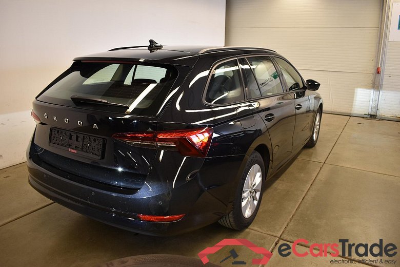 Octavia Combi Ambition 2.0 TDI 85KW AT7 E6d #2