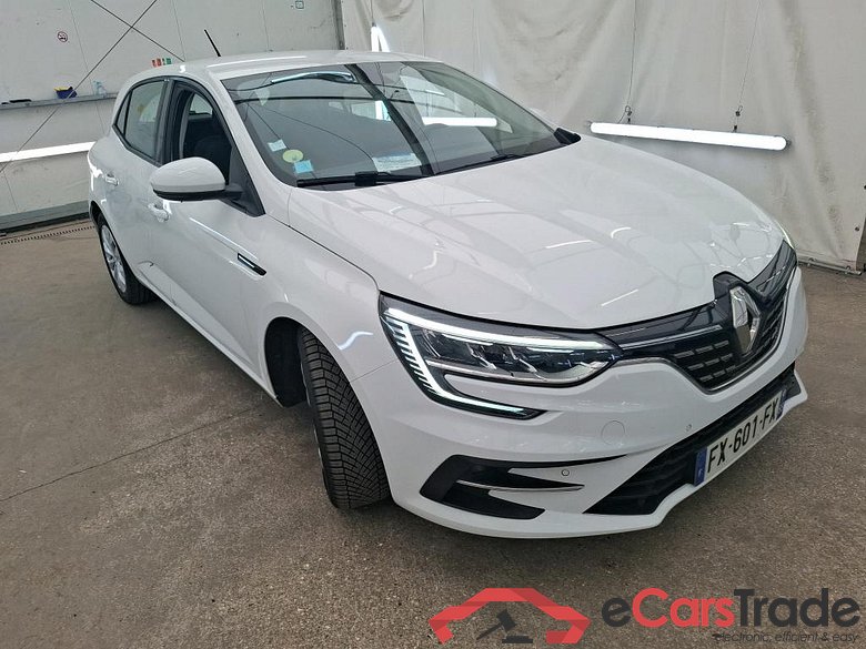 Megane IV Berline 5pt. Société Air Nav 1.5 dCi 90CV BVM6 E6 #4