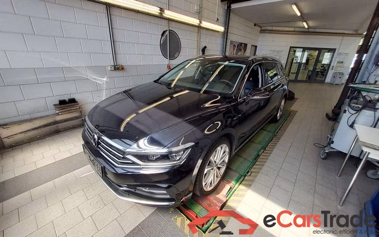 Volkswagen Passat Variant (CB5)(03.2019->2024) DE - Kb5 2.0 TDI BMT/Start-Stopp EU6d, Elegance, (Facelift) 2020 - 2024