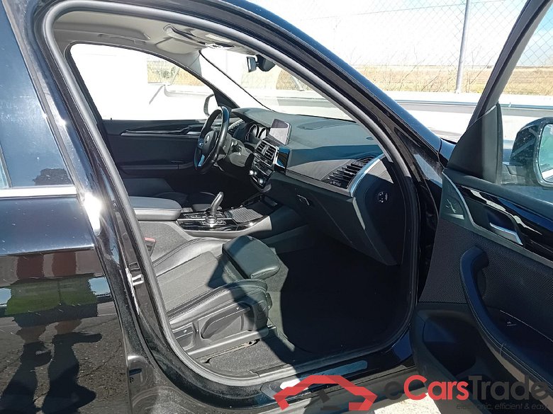 BMW X3 / 2017 / 5P / todoterreno xDrive20d #6