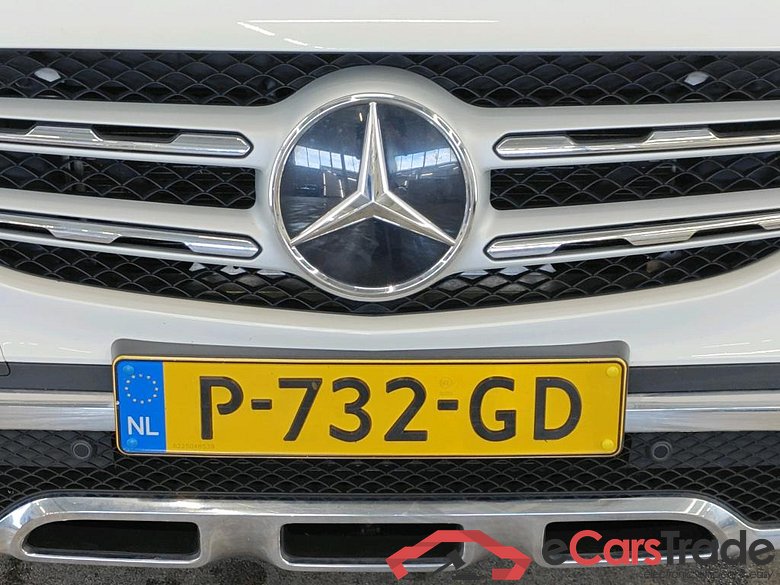 Mercedes-Benz GLC GLC 300e 4MATIC Business Solution Luxury 5d #5