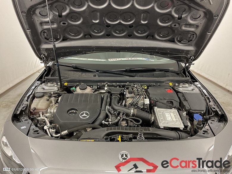 MERCEDES-BENZ A-CLASS 1.3 A 250 E DCT #6