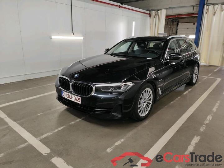 BMW 5 Reeks Touring 5 Reeks Touring 530e Auto (PHEV) 215kW/292pk  5D/P Auto-8 #1